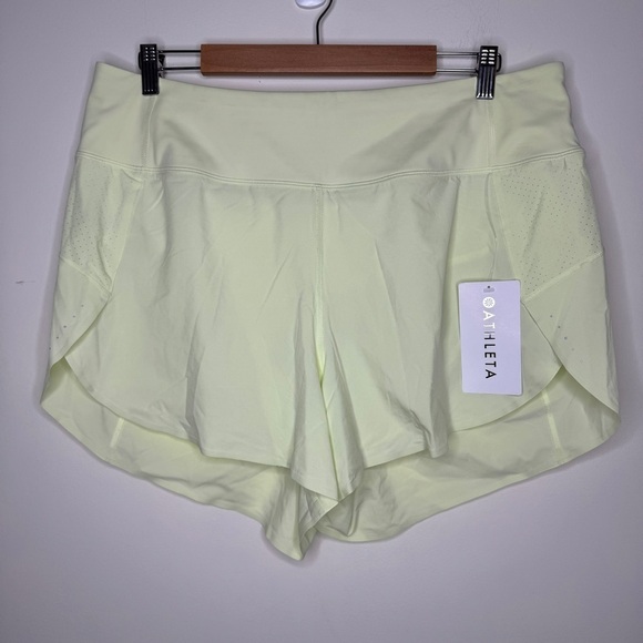 NWT Athleta Run With It Short Size 1X - Picture 2 of 5